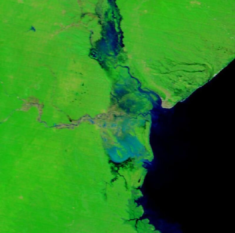 Satellite image of Beira and the lower Buzi and Pungwe rivers, Sofala province, Mozambique on 26 Mar 2019, after the event.