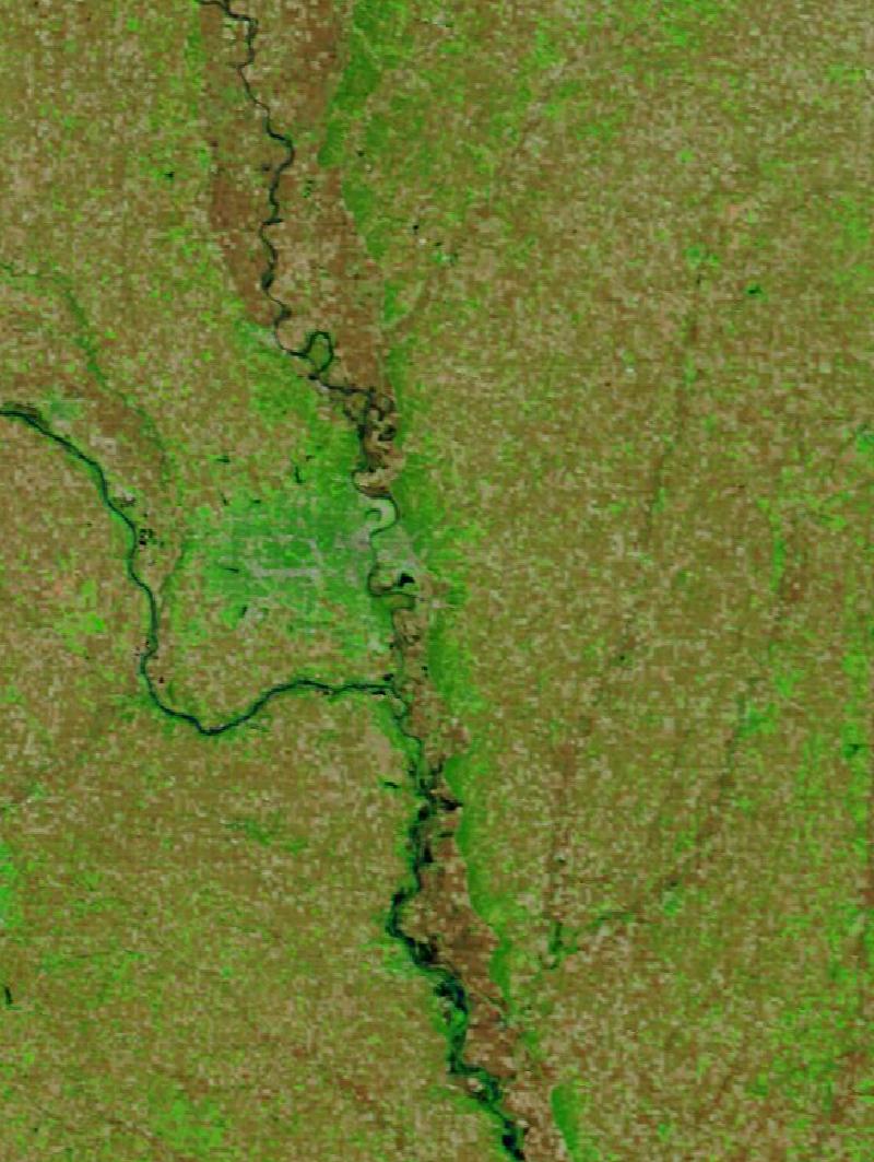 Satellite image of The Missouri and Platte rivers around Omaha, Nebraska and Iowa, United States on 20 Oct 2018, before the event, in false colour (MODIS bands 7-2-1).